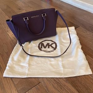 Michael Kors Large Selma Handbag